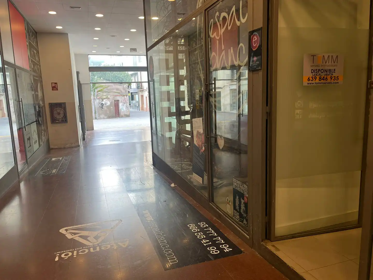 Local comercial en venda a l'Ajuntament, imagen 2