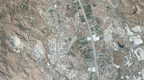 Foto 3 de Piso en venta en Viator, Almería