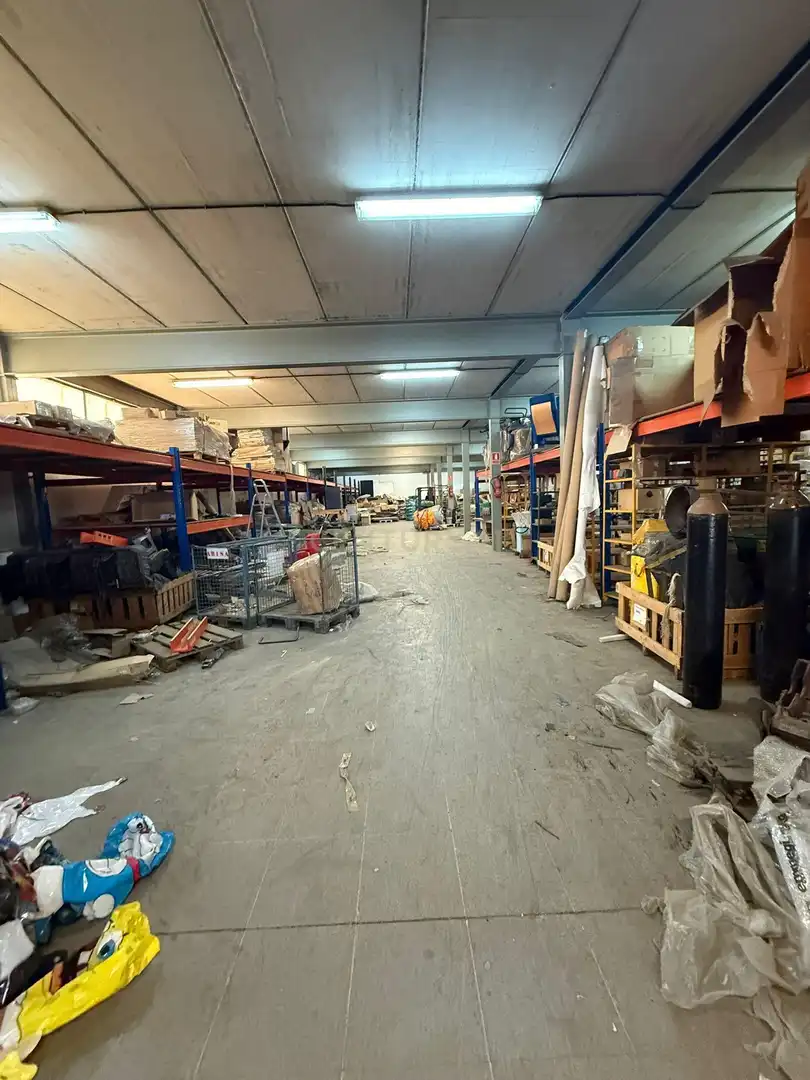 Industrial building with lift for sale in Zona Industrial, imagen 15