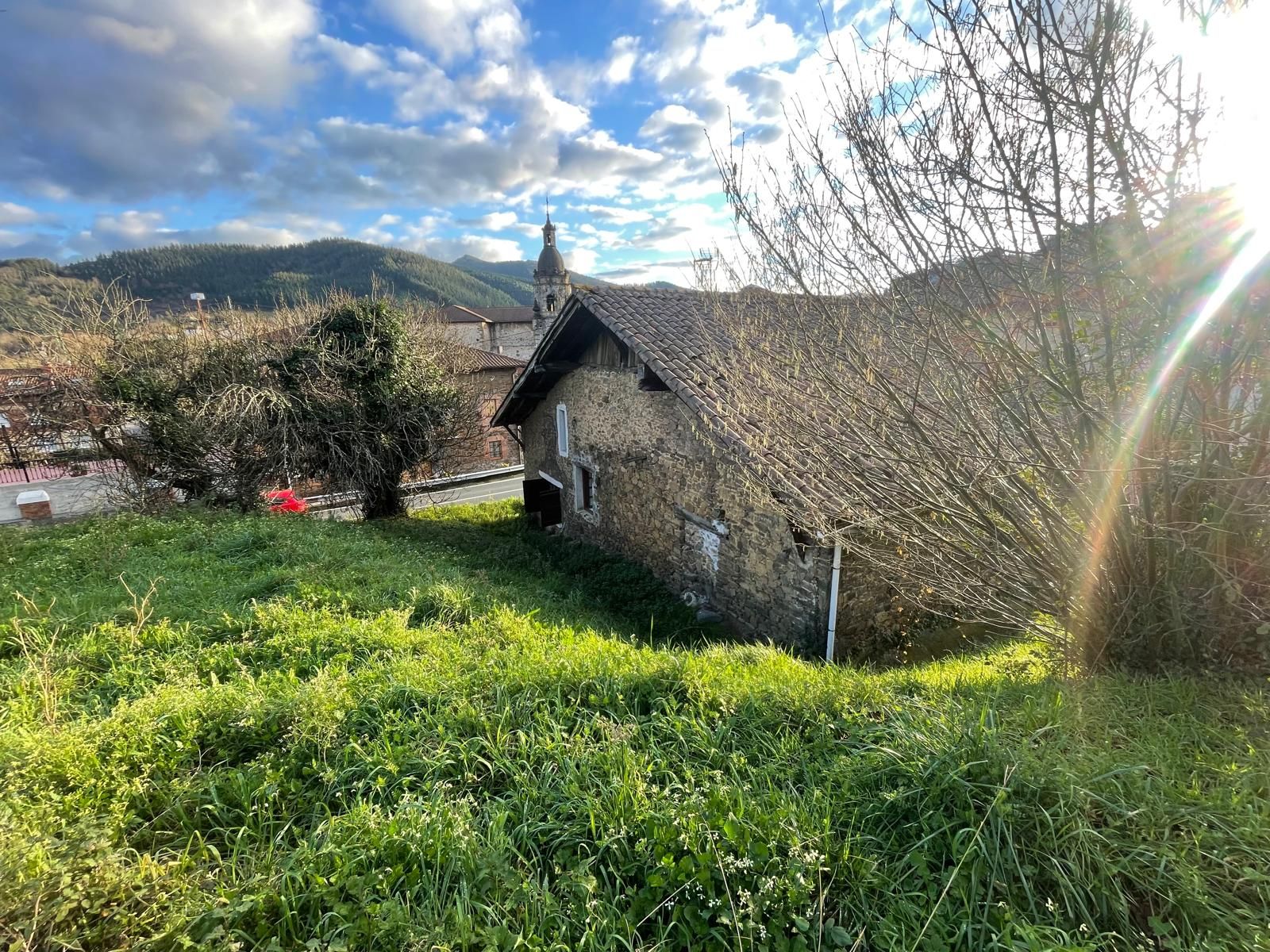 Vista exterior de Casa o xalet en venda en Arrankudiaga amb Calefacció i Traster