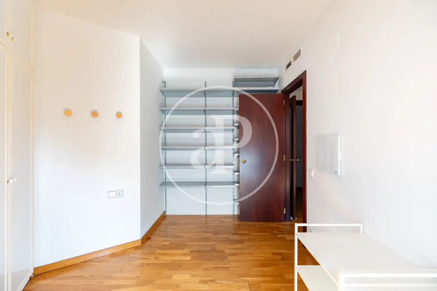 Habitación de Piso en venta en Barcelona con Aire acondicionado, Calefacción y Terraza