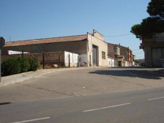 Nave industrial en Venta en Sástago