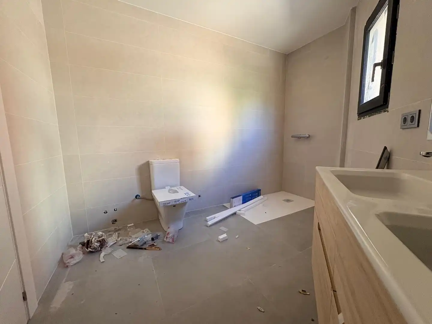 Bathroom of Houses for sale in Cervera  with Private garden, Terrace and Storage room