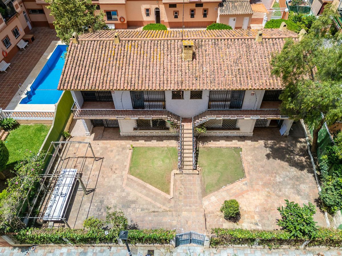 Jardín de Casa o chalet en venta en Fuengirola con Jardín privado y Alarma
