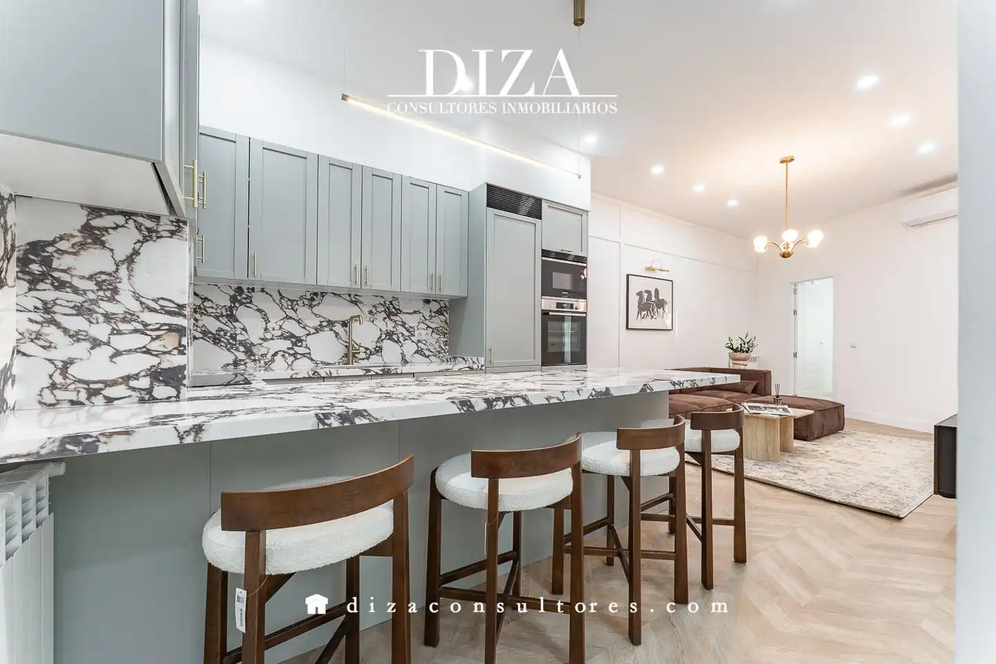 Flat with lift for sale in De La Ternera