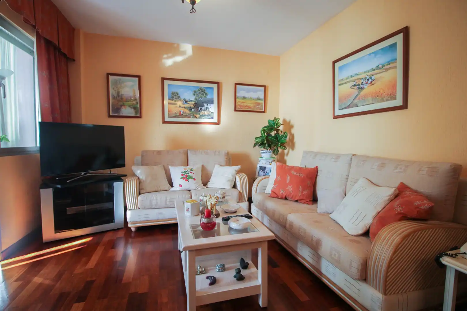 Apartamento con piscina en venta en Calle Decano José Gómez Rando, imagen 2