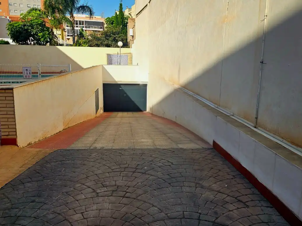 Parking of Garage for rent in Campello pueblo