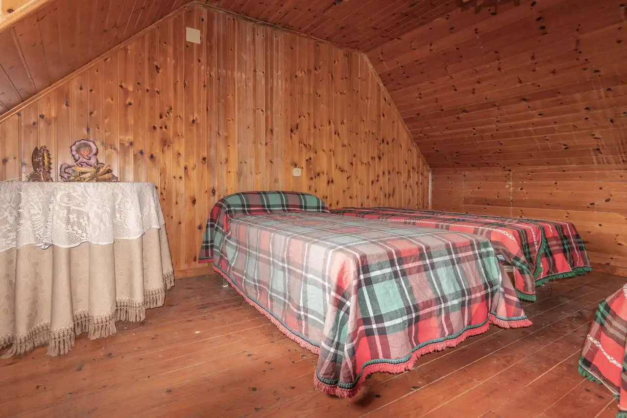 Dormitori de Casa o xalet en venda en Canejan amb Moblat