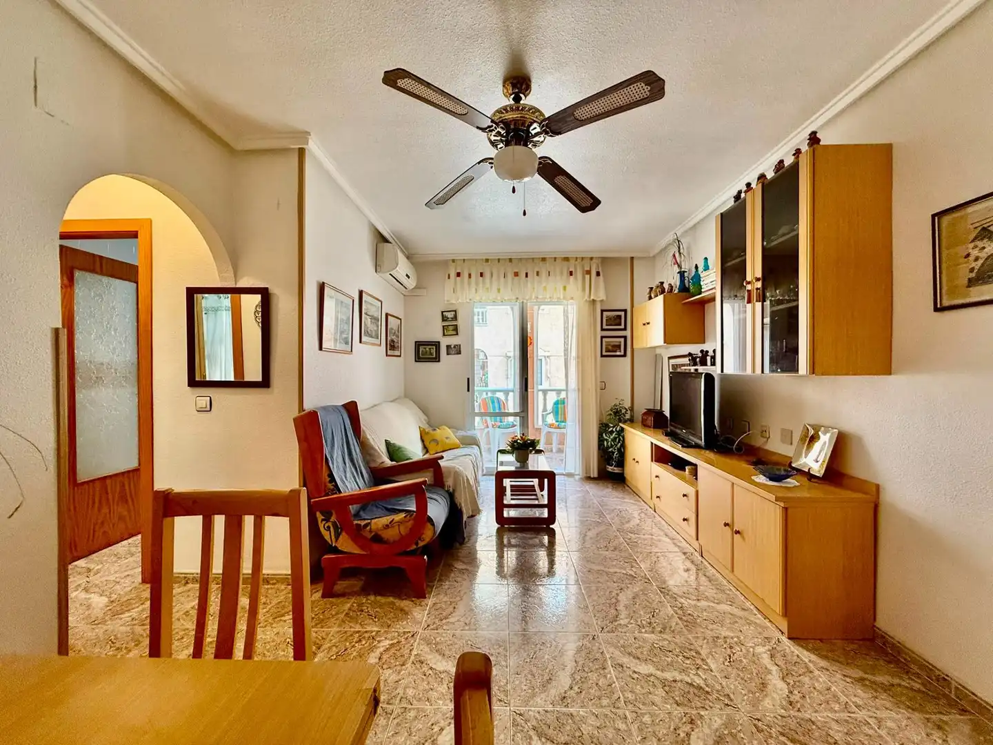 Apartamento con ascensor en venta en Avenida PINOSO DE 12, imagen 3