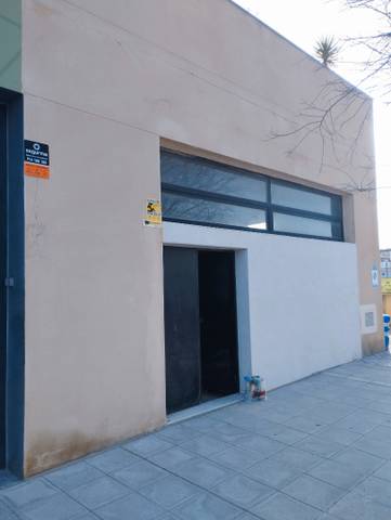 Local comercial en Alquiler en Avenida Buque Juan Sebastián Elcano en Montealto