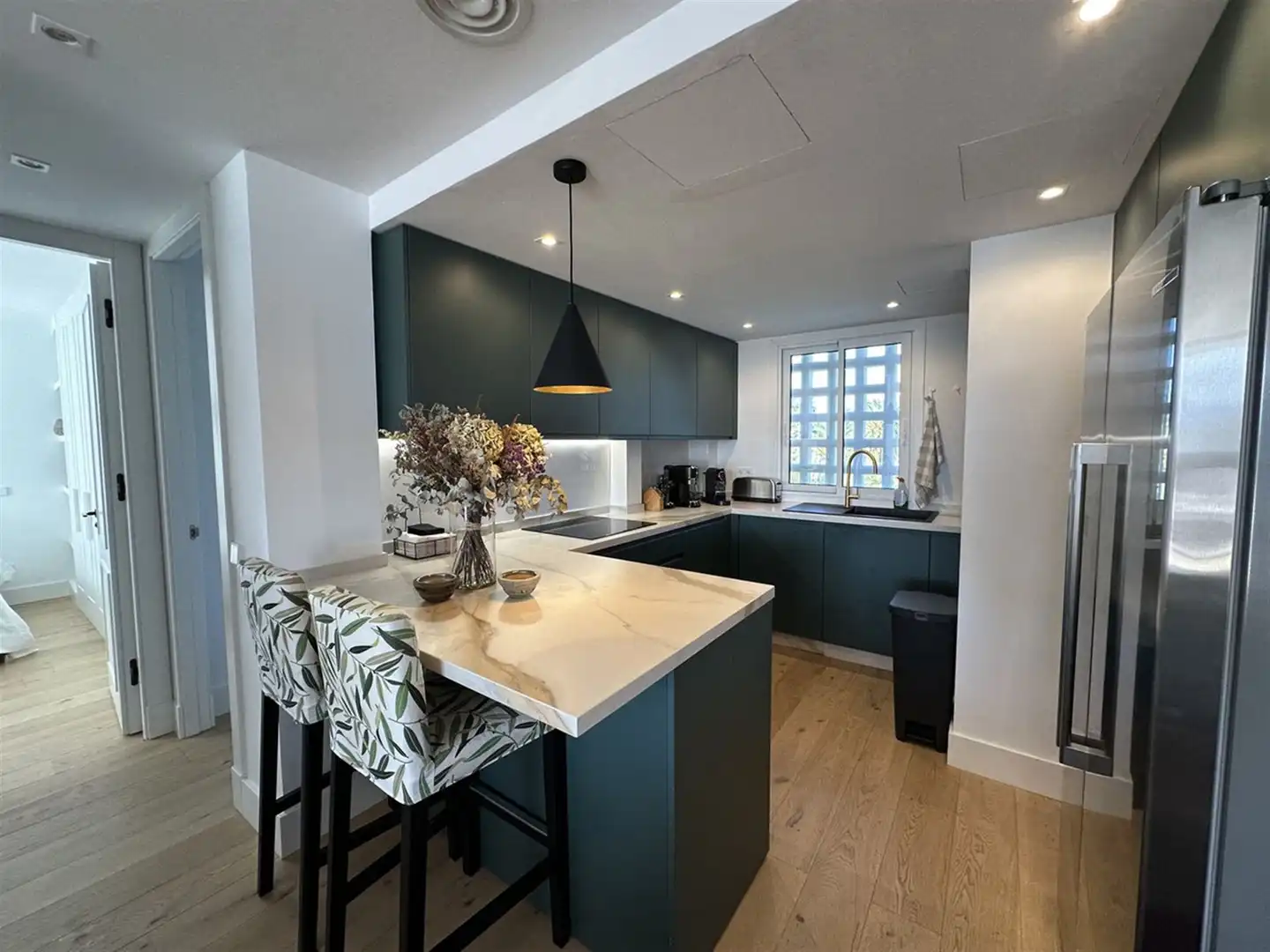 Cocina de Apartamento en venta en Marbella con Aire acondicionado y Terraza