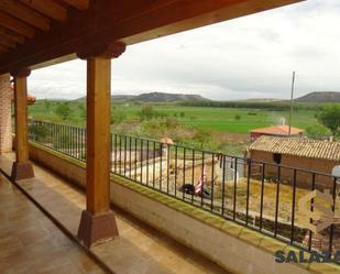 Terrassa de Casa adosada en venda en Villalaco amb Terrassa i Balcó