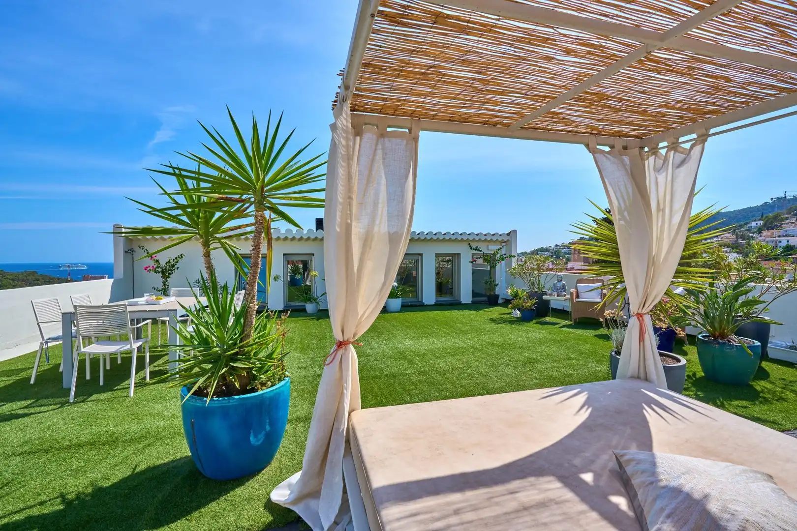 Terrace of Houses for sale in  Palma de Mallorca  with Air Conditioner, Heating and Parquet flooring