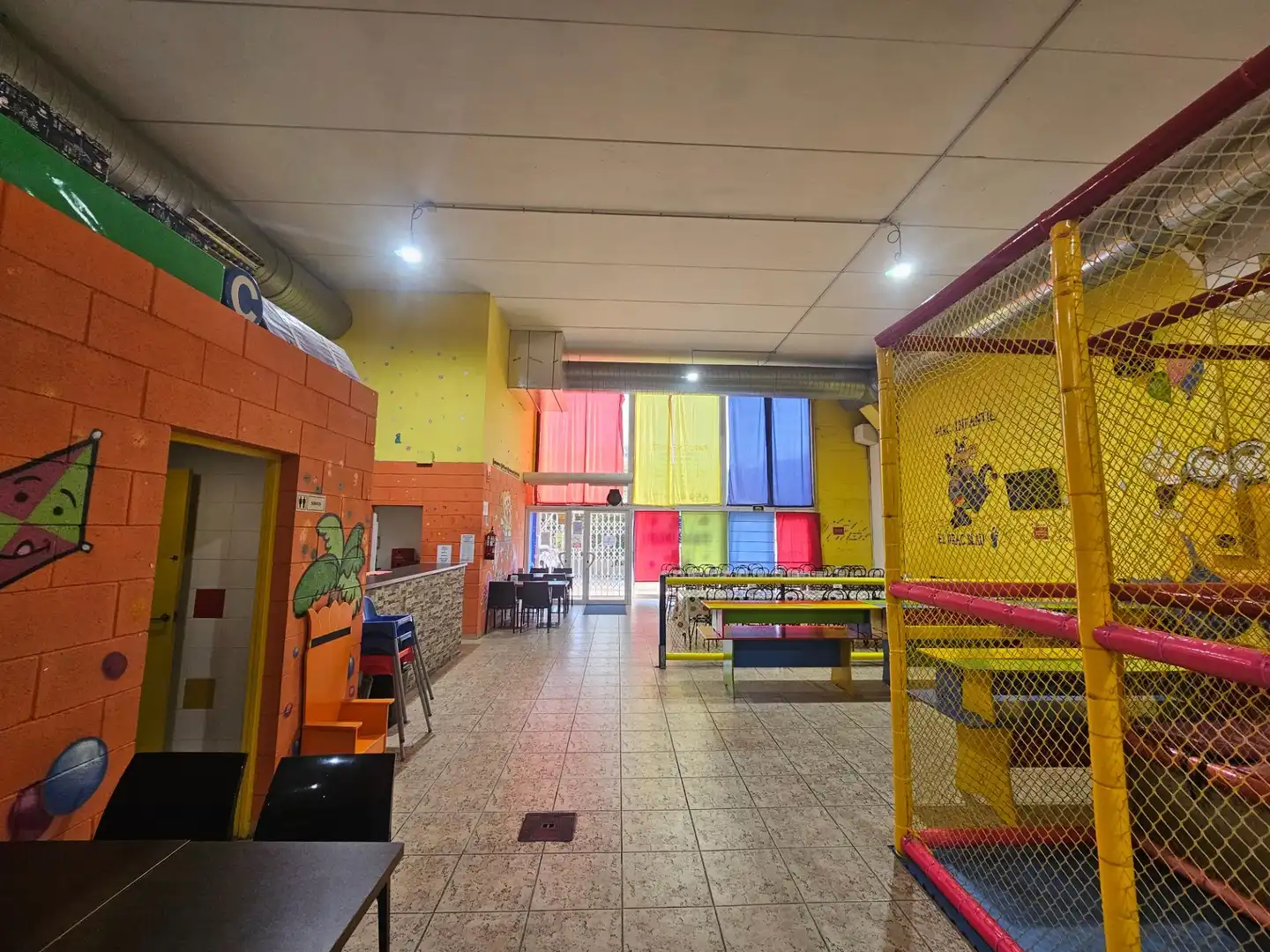Nau industrial en venda a Calle Santes Creus, Els Pallaresos