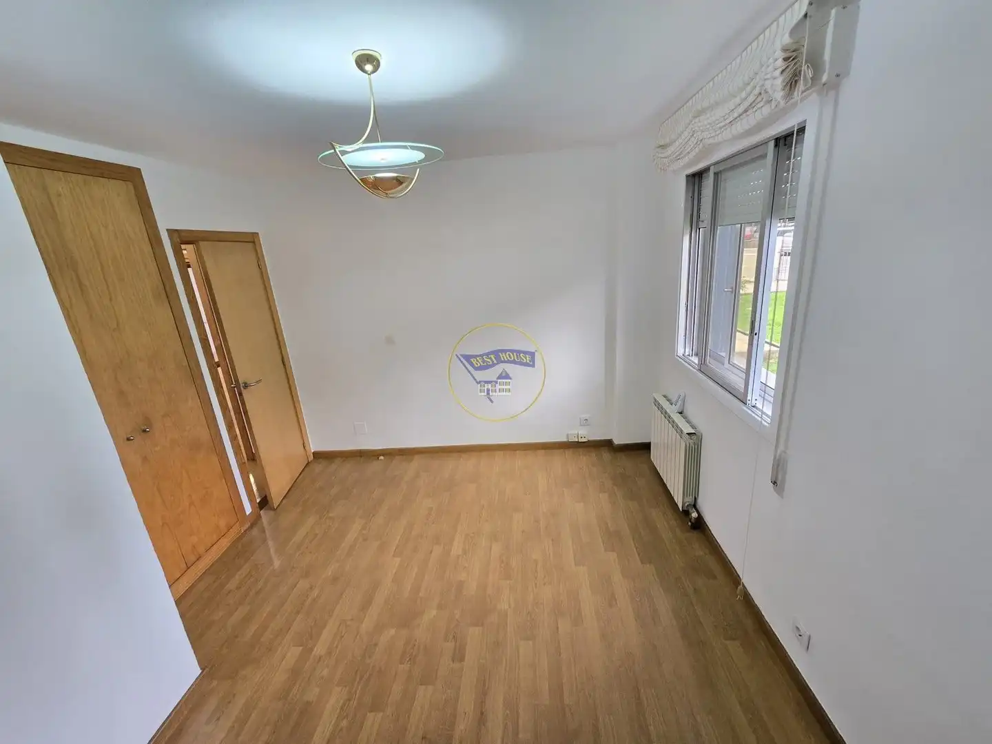 Piso en venta en Vigo  con Calefacción