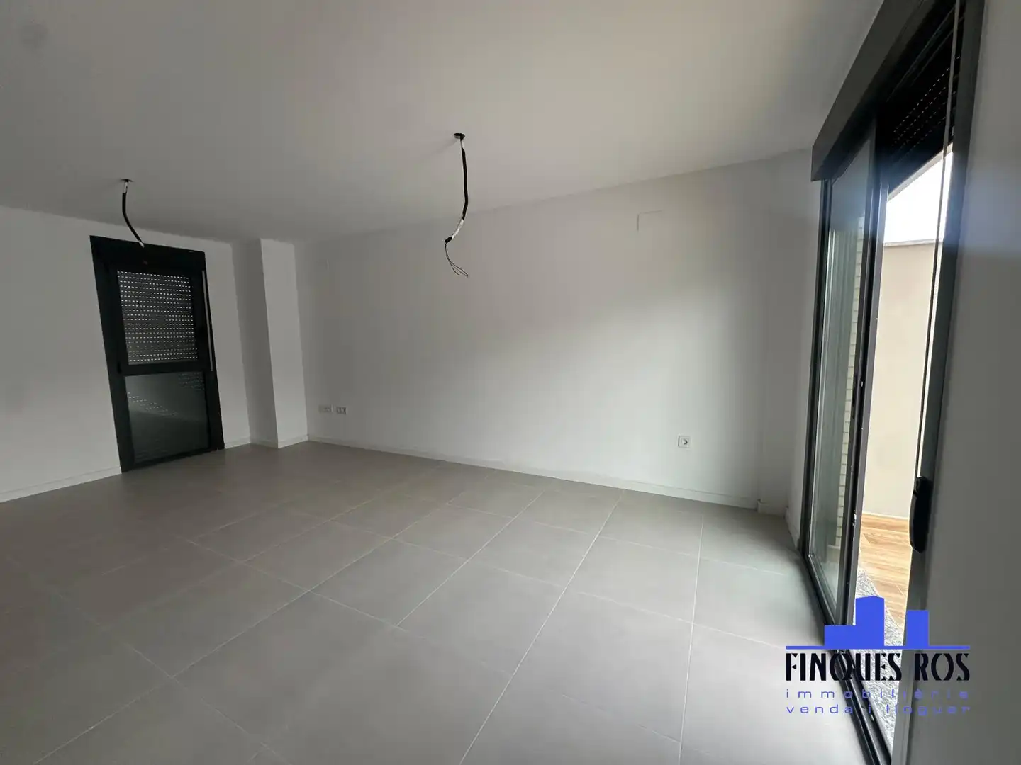 Sala de estar de Casa adosada en venta en Vinaròs con Aire acondicionado, Jardín privado y Terraza