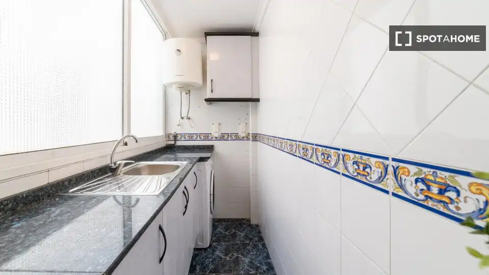 Kitchen of Flat for share in Massamagrell  with Air Conditioner, Terrace and Furnished
