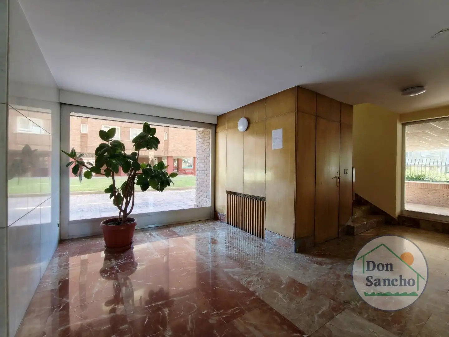 Piso en venta en Valladolid con Calefacción, Terraza y Trastero