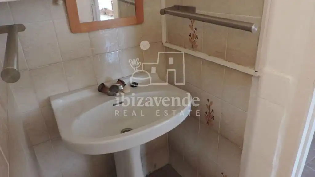 Bathroom of Attic for sale in Formentera  with Air Conditioner, Heating and Terrace