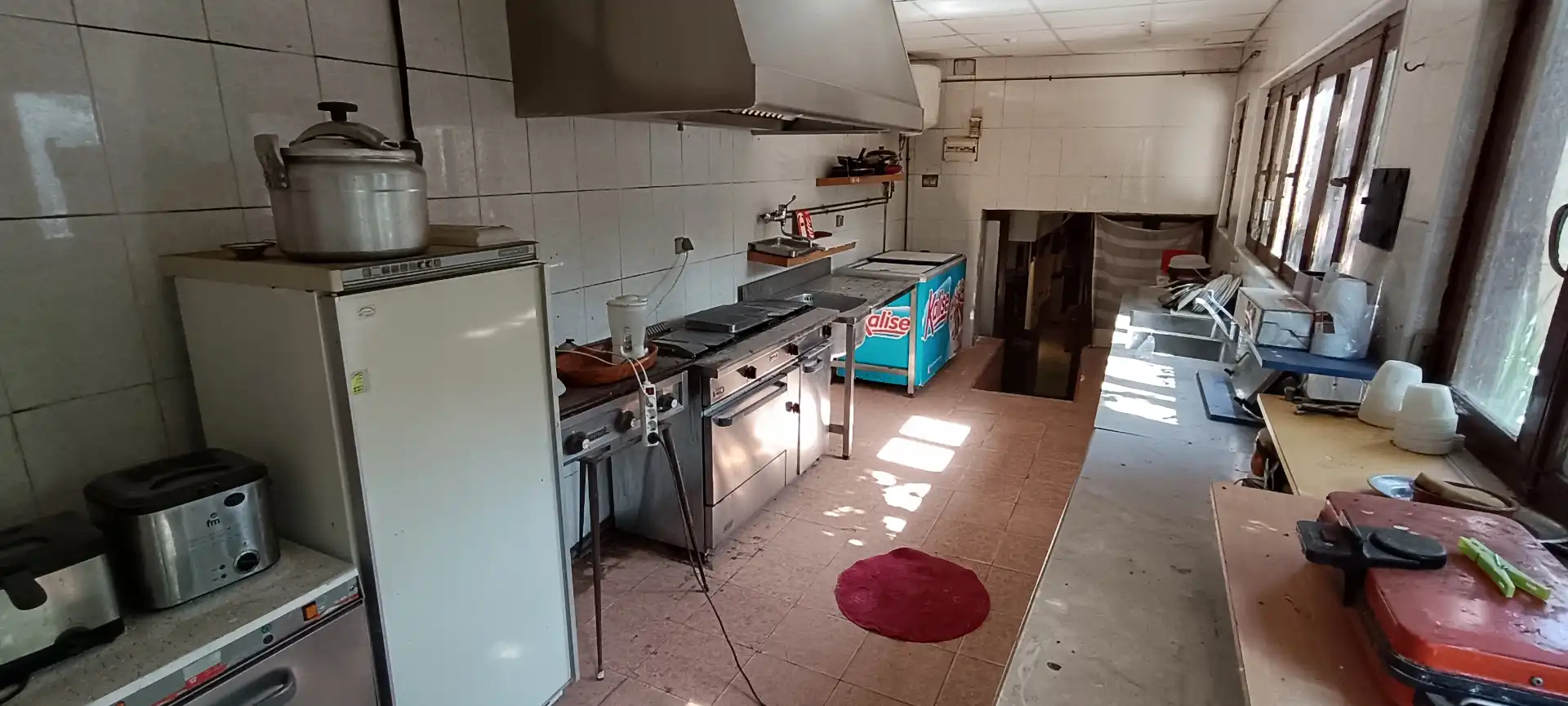 Cocina de Local en venta en Fuente El Saz de Jarama con Aire acondicionado, Calefacción y Terraza