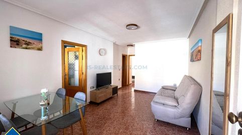 Bungalow con terraza, en la provincia de Alicante, en la ciudad de Torrevieja, en la zona de Los Balcones. 2 habitaciones | 62 m², imatge 2