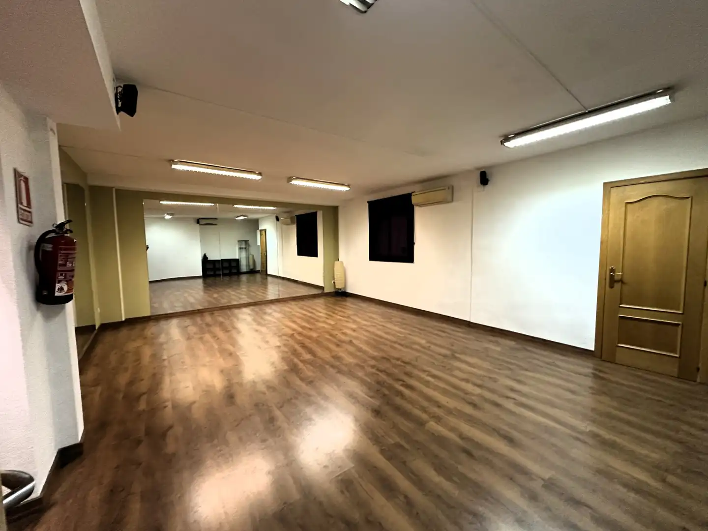 Local comercial en alquiler en Calle de San Juan, imagen 4
