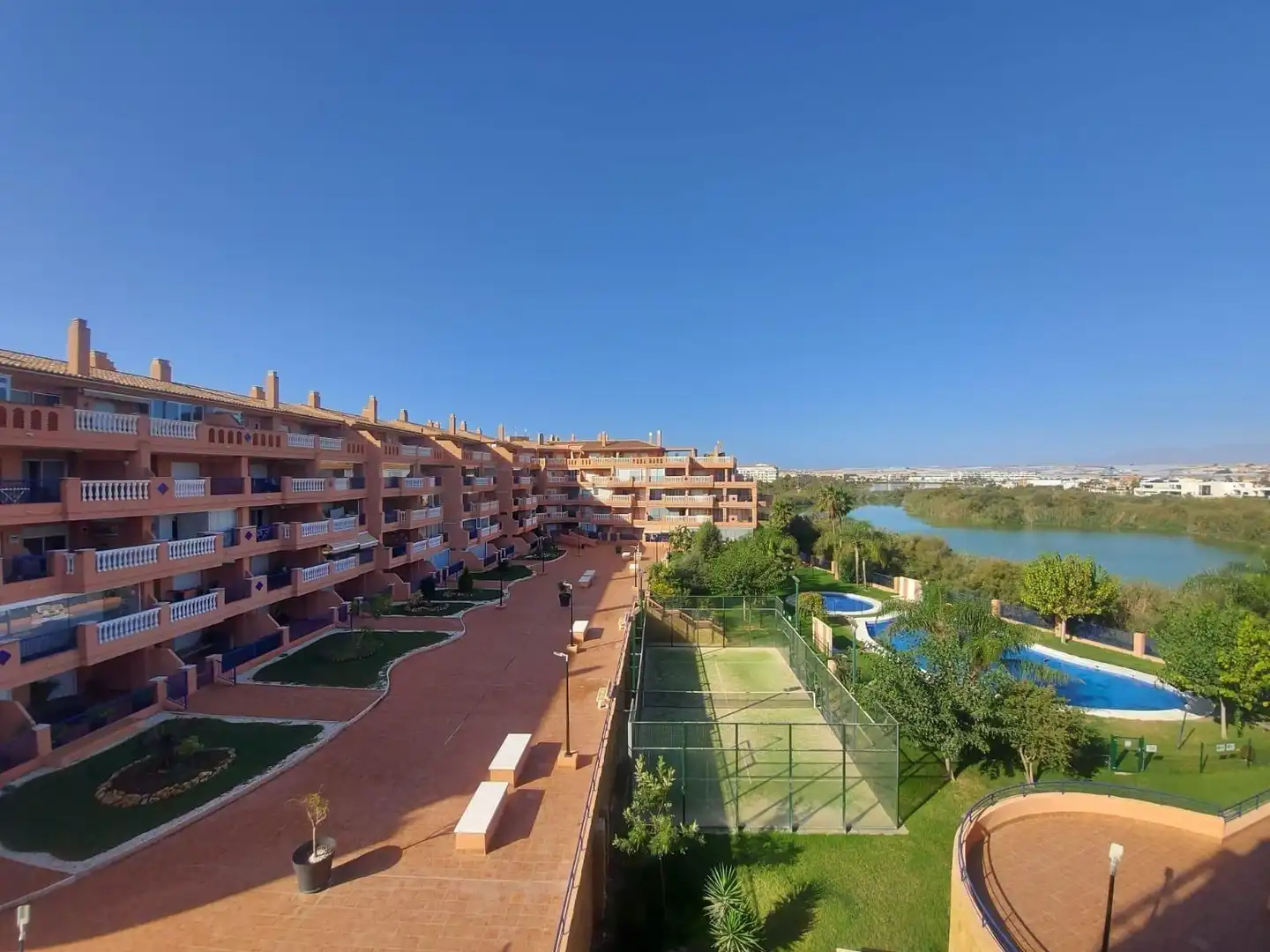Pis amb piscina en venda a Almerimar, imagen 24