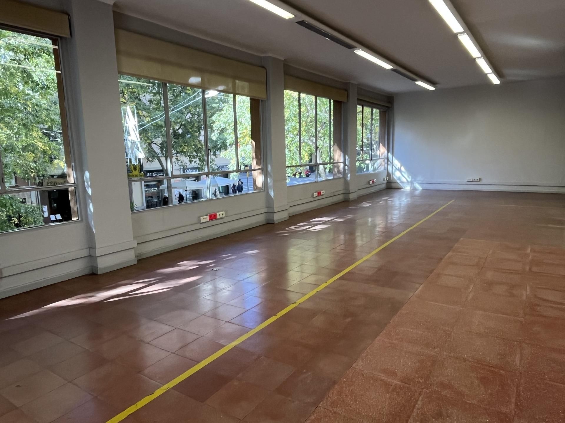 Office for sale in  Barcelona Capital  with Air Conditioner and Heating