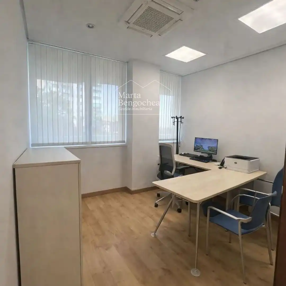 Oficina en venda en Vitoria - Gasteiz amb Aire condicionat i Calefacció