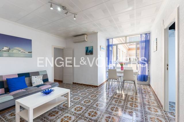 Piso en Venta en Carrer de l'Enginyer Rafael Janini en L'Illa Perduda