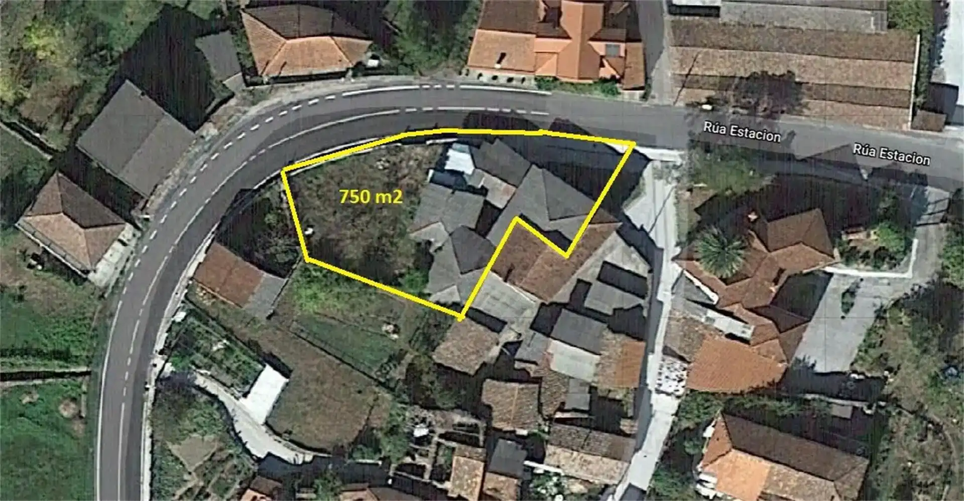 Flat for sale in Coles  with Private garden and Balcony