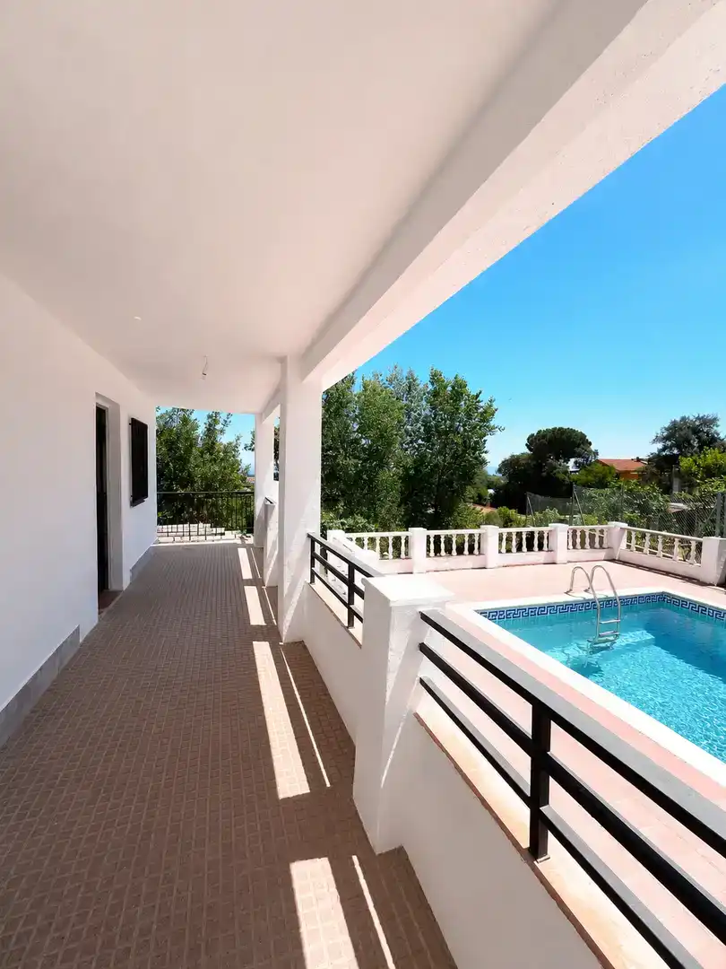 Terrassa de Casa o xalet en venda en Riudarenes amb Piscina i Balcó