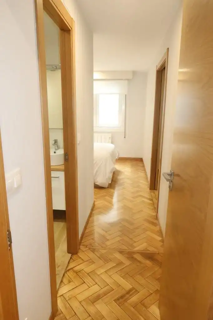 Piso con ascensor en venta en Almirante Romay, imagen 12