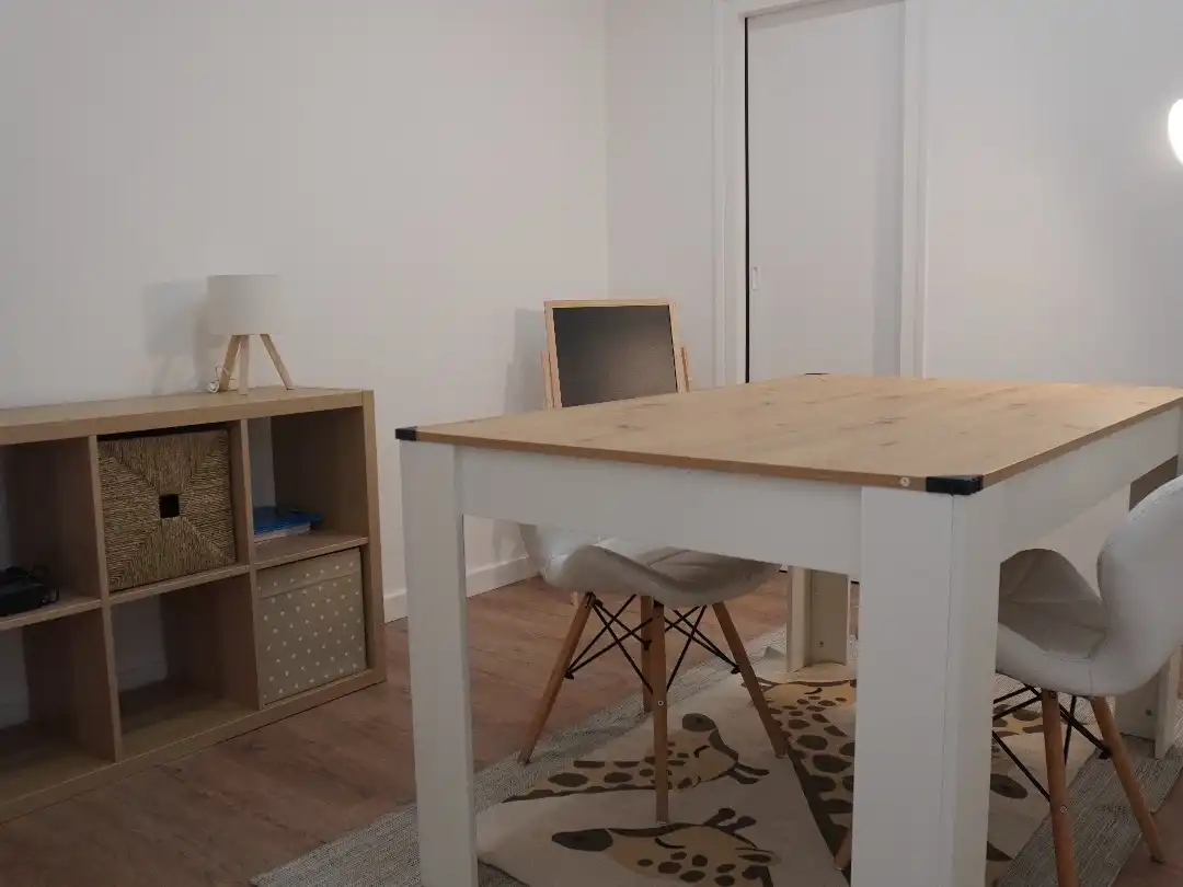 Comedor de Oficina de alquiler en El Papiol, Barcelona