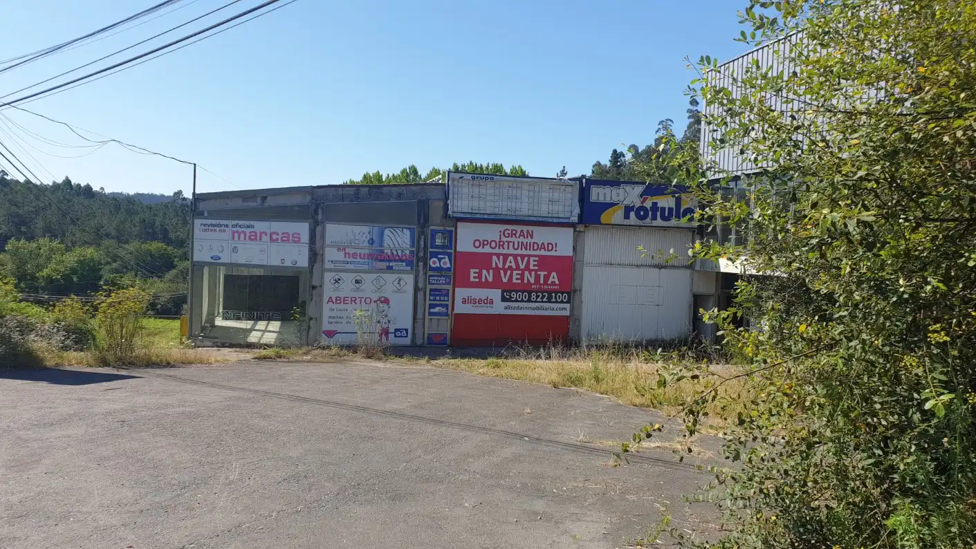 Nau industrial en venda en Negreira