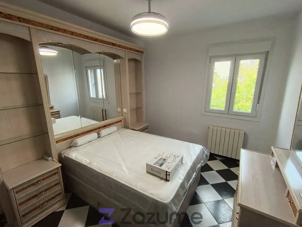 Schlafzimmer von Wohnung zur Miete in Toledo mit Heizung, Terrasse und Möbliert
