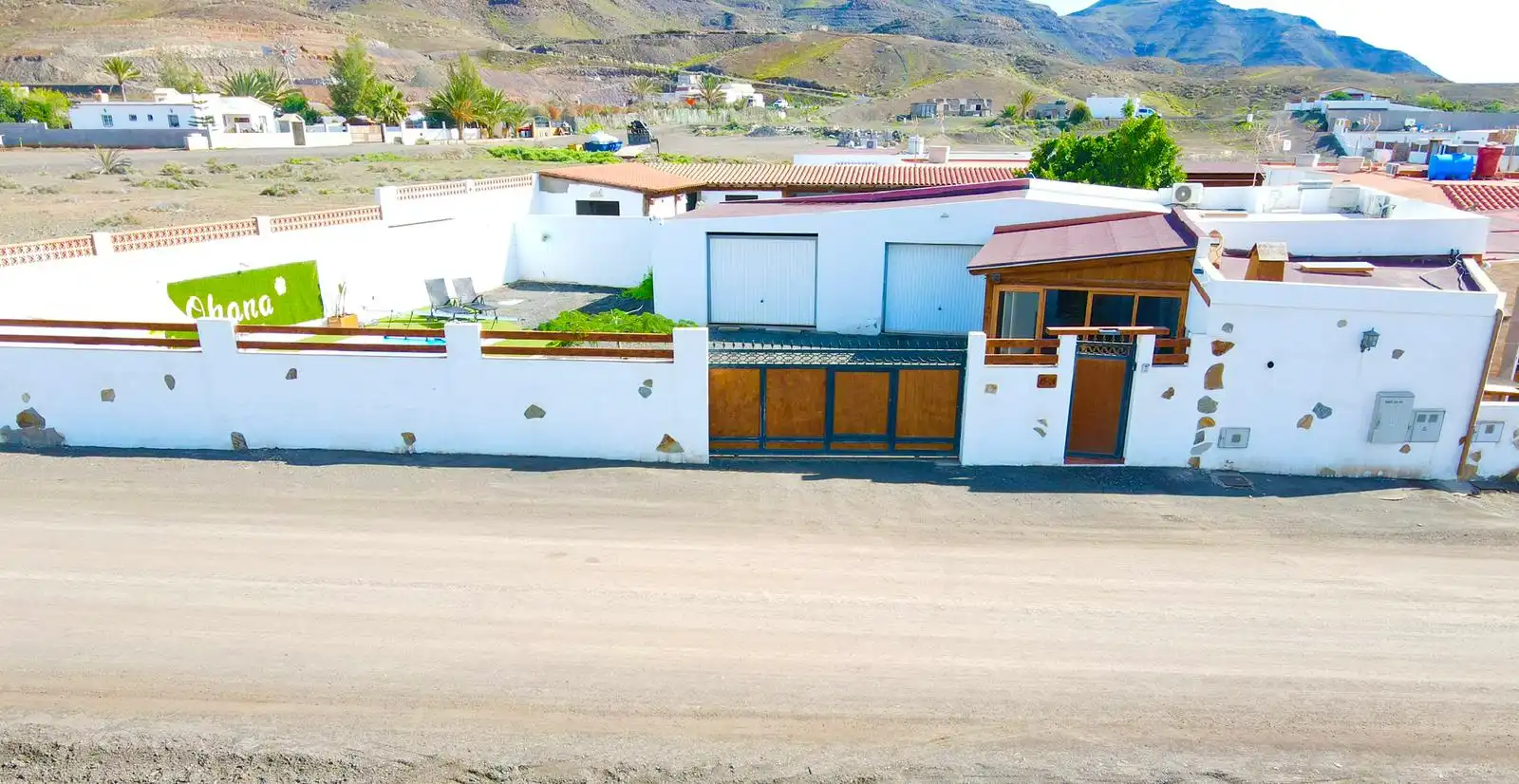 Exterior view of Houses for sale in Las Playitas