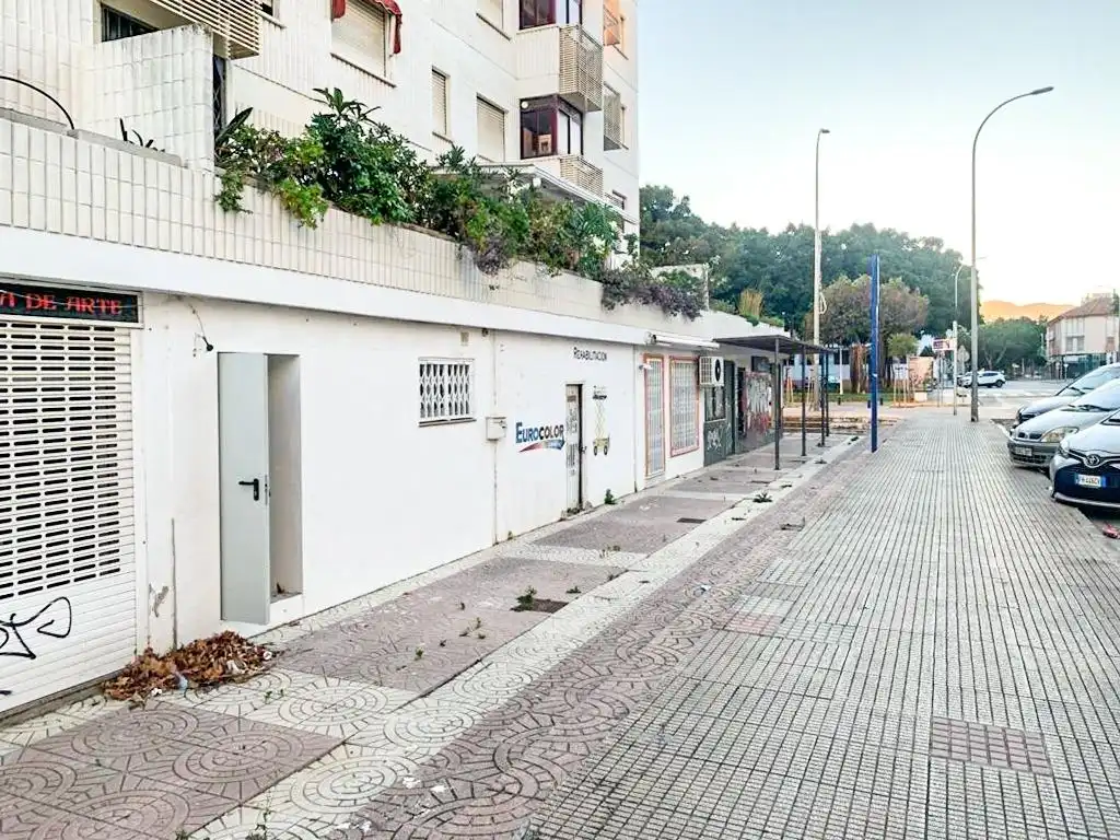 Vista exterior de Local en venta en Gandia con Terraza