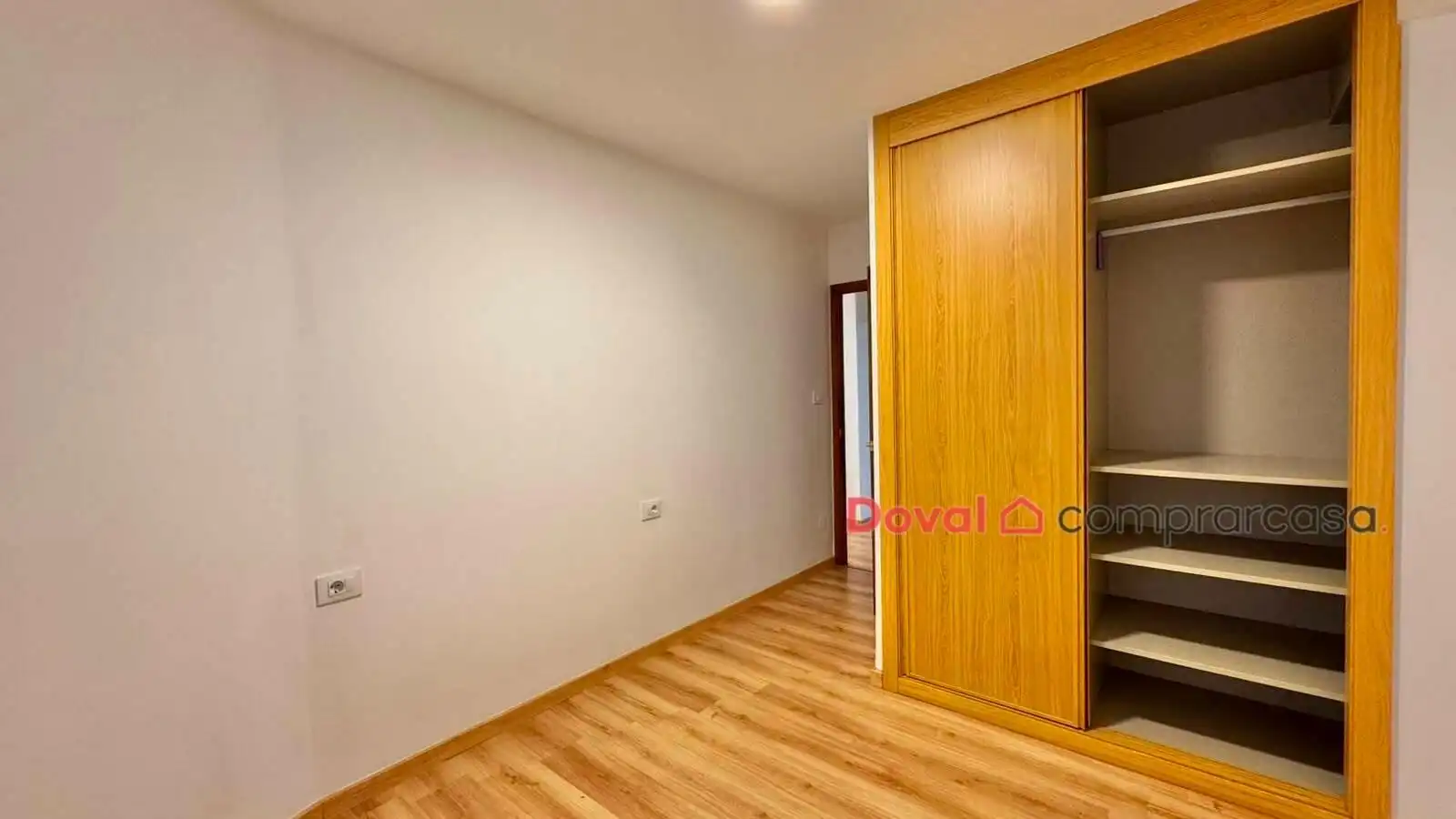 Flat for rent in MESTRE CHANE, Travesía de Vigo - San Xoán