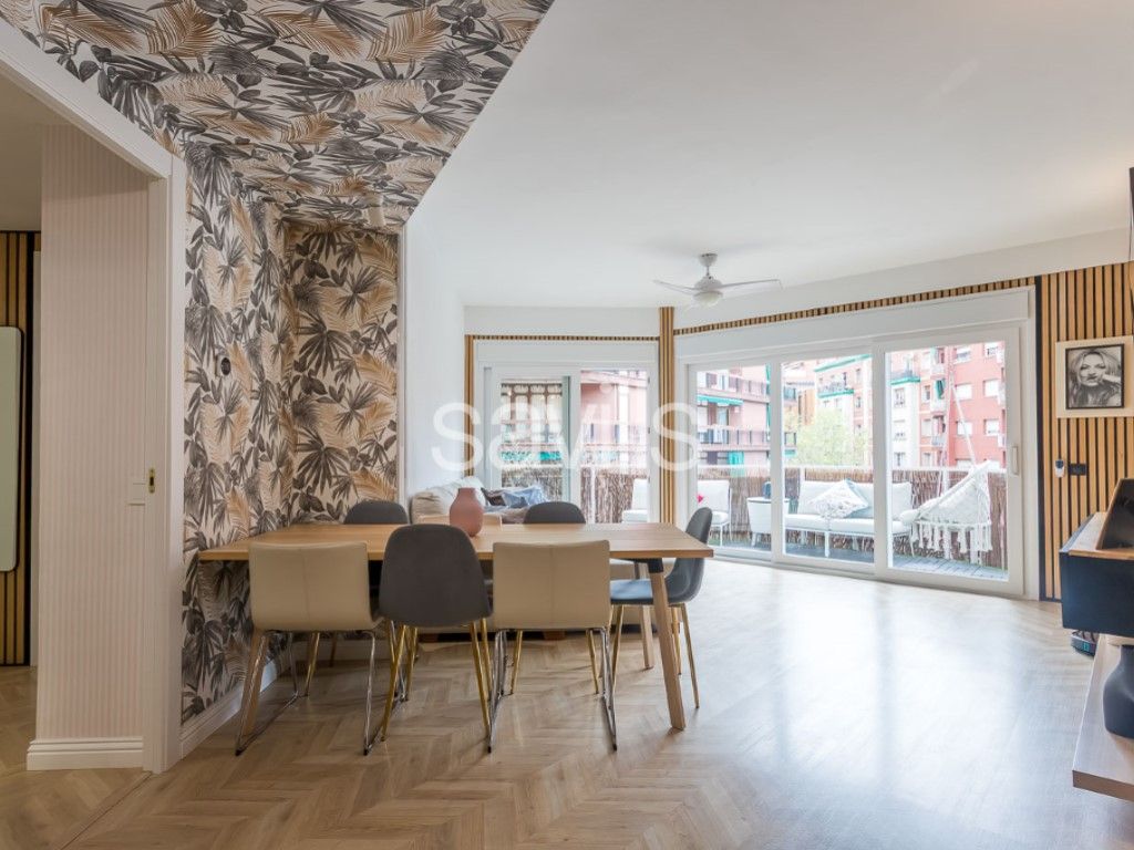Menjador de Apartament en venda en  Barcelona Capital amb Aire condicionat, Calefacció i Terrassa