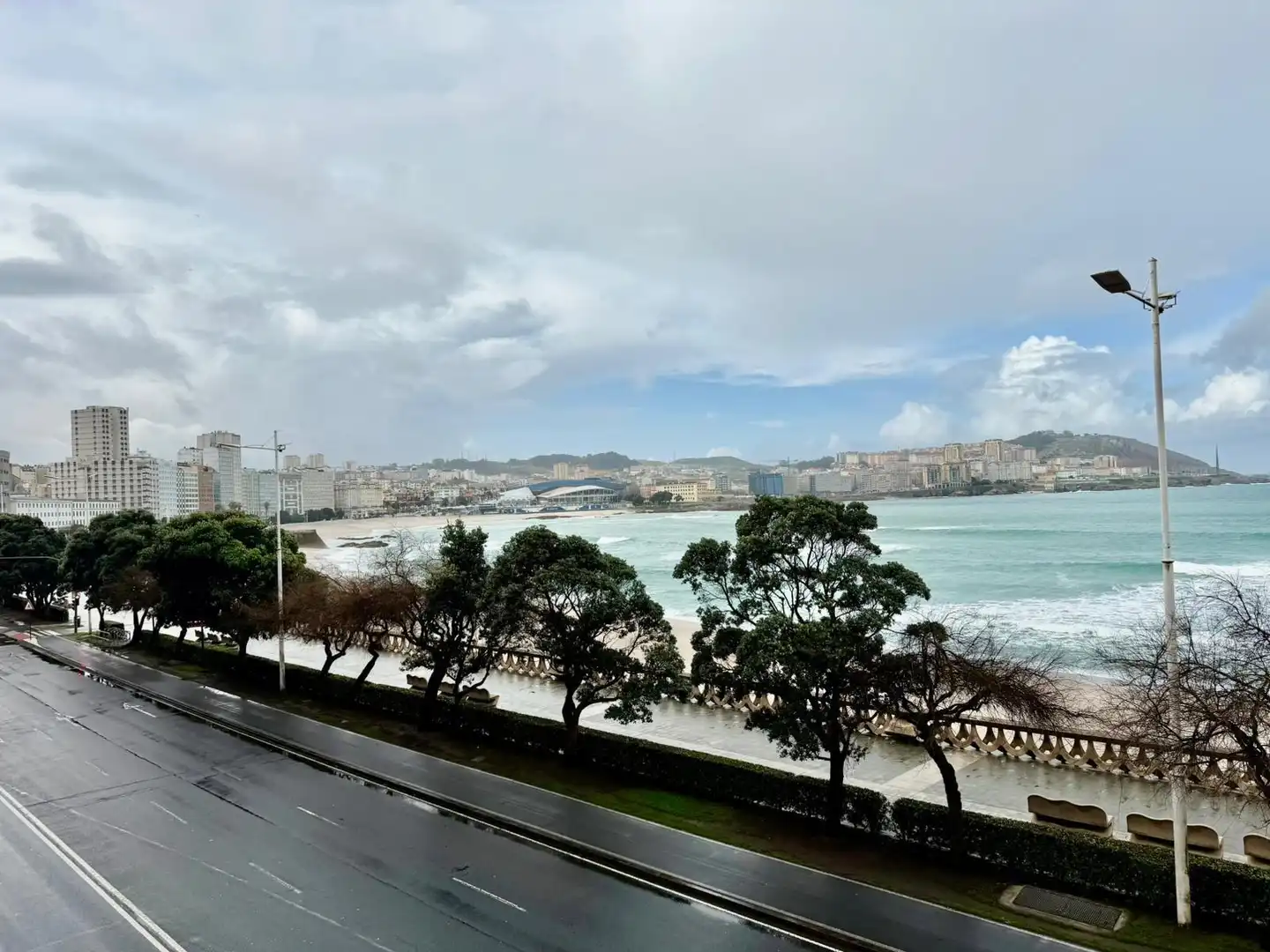 Vista exterior de Pis en venda en A Coruña Capital  amb Calefacció i Traster