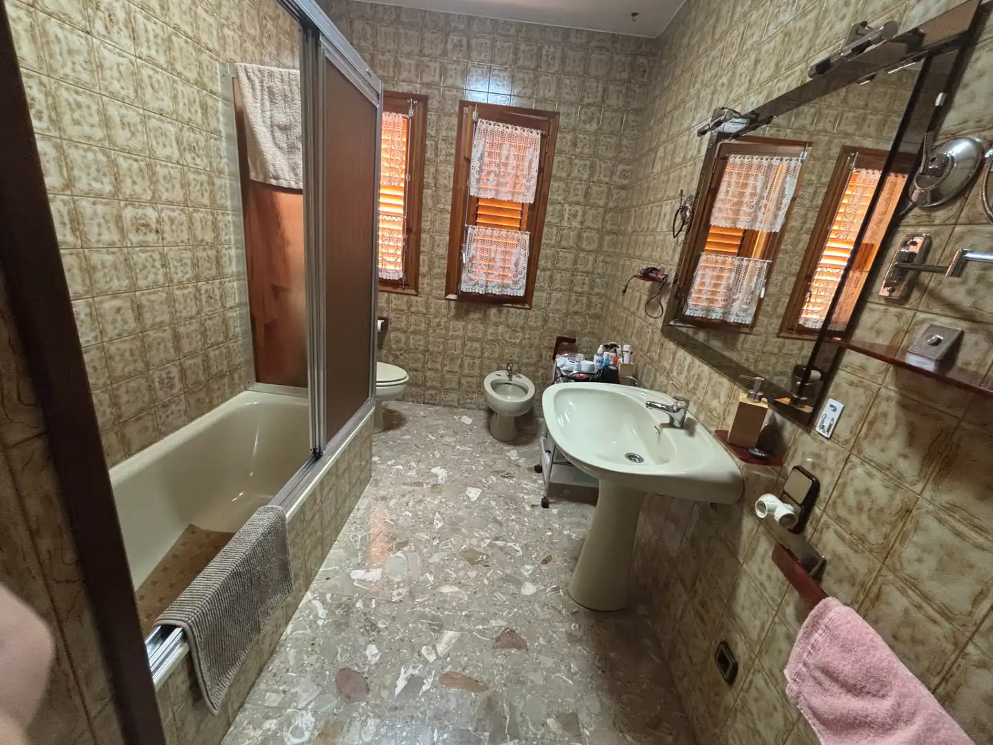 Badezimmer von Haus oder Chalet zum Verkauf in Miralcamp mit Heizung, Privatgarten und Möbliert