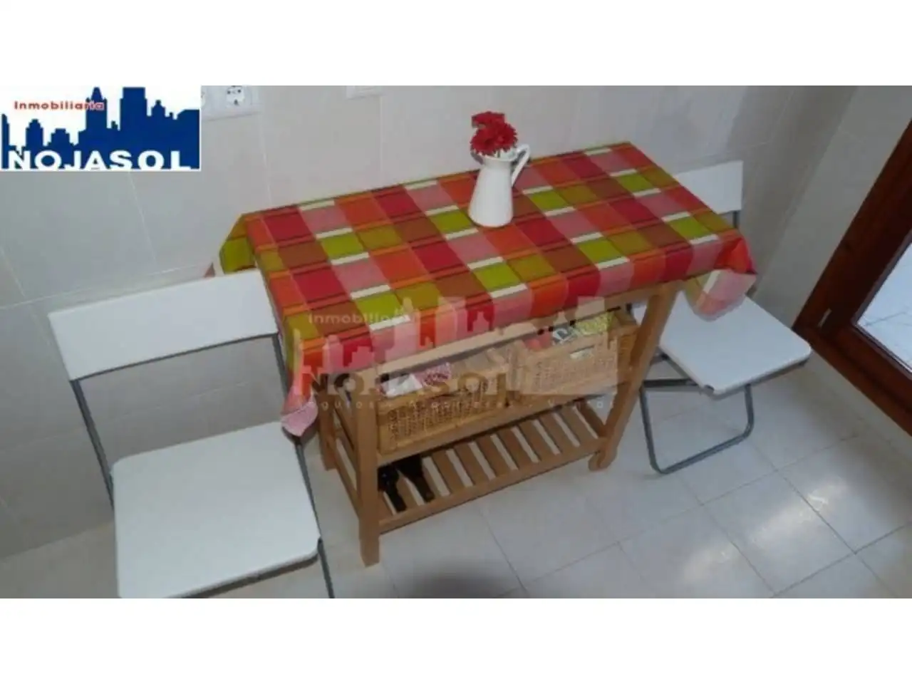 Cuina de Àtic de lloguer en Noja amb Calefacció, Terrassa i Moblat