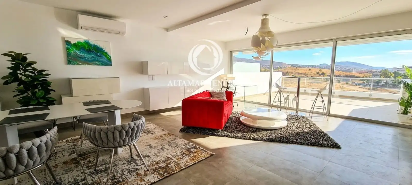 Sala de estar de Apartamento en venta en Adeje con Terraza, Trastero y Piscina