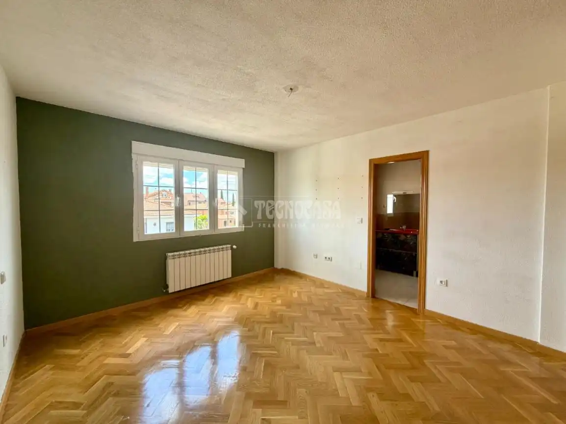 Bedroom of Detached homes for sale in Azuqueca de Henares