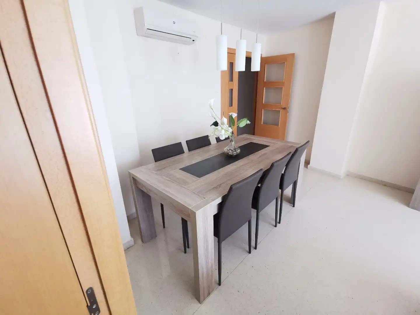 Dining room of Flat for rent in Valencia  with Air Conditioner, Heating and Storage room