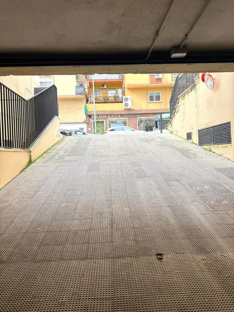 Aparcament de lloguer a Santa Marina, imagen 10