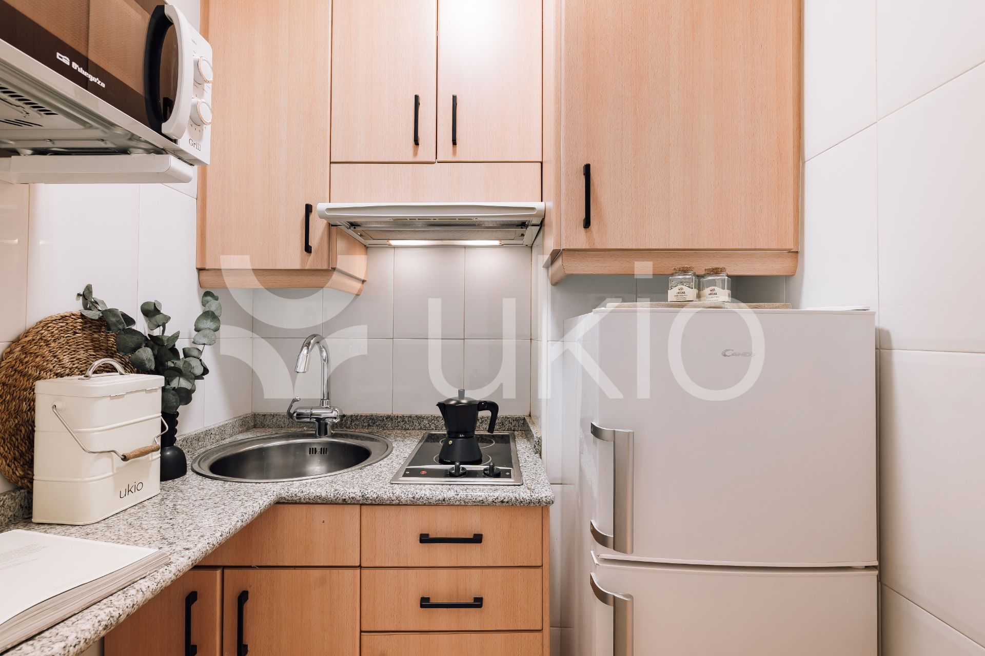 Kitchen of Apartment to rent in  Madrid Capital  with Air Conditioner, Heating and Furnished