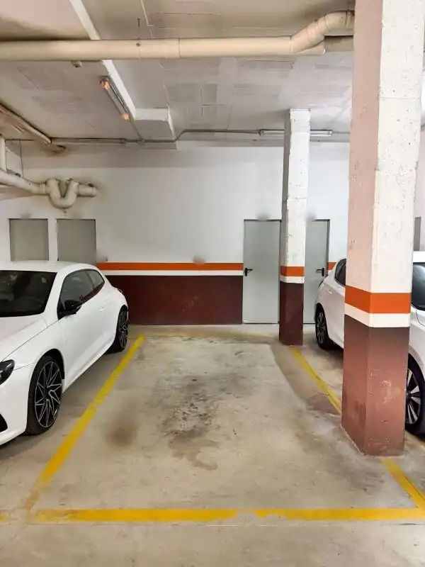 Individual with lift for sale in Sant Vicenç Dels Horts, imagen 2