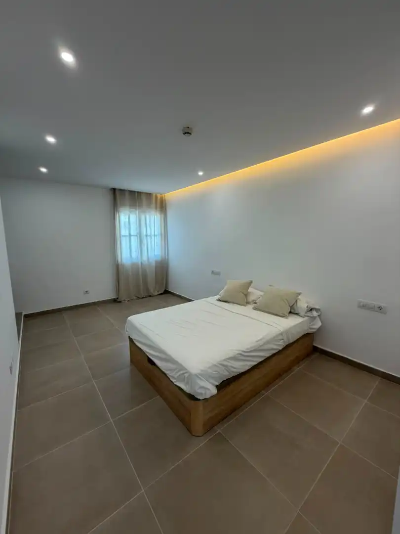 Habitación de Apartamento en venta en Adeje con Terraza, Amueblado y Piscina comunitaria